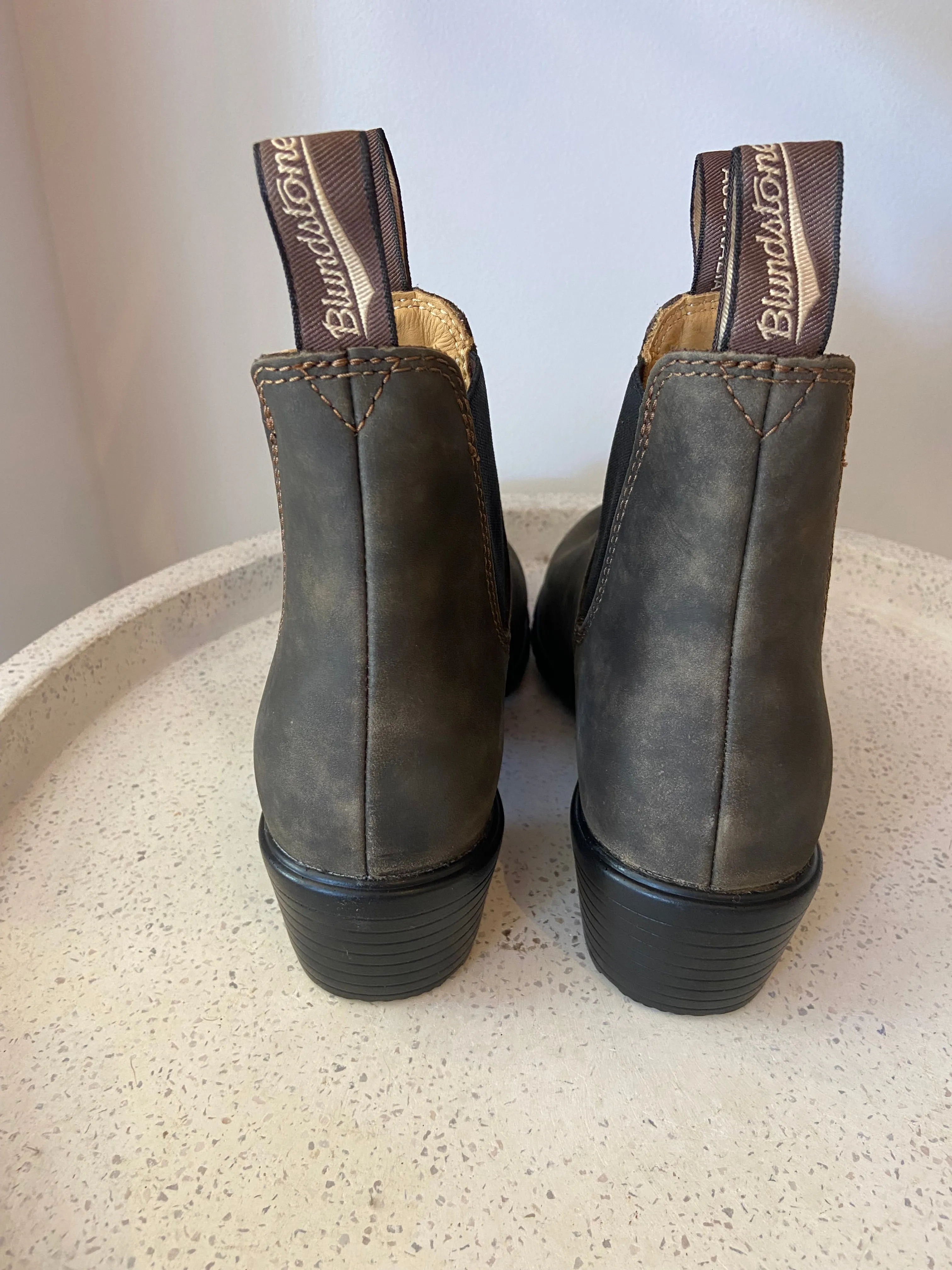 1677 Heeled Boot - Rustic Brown