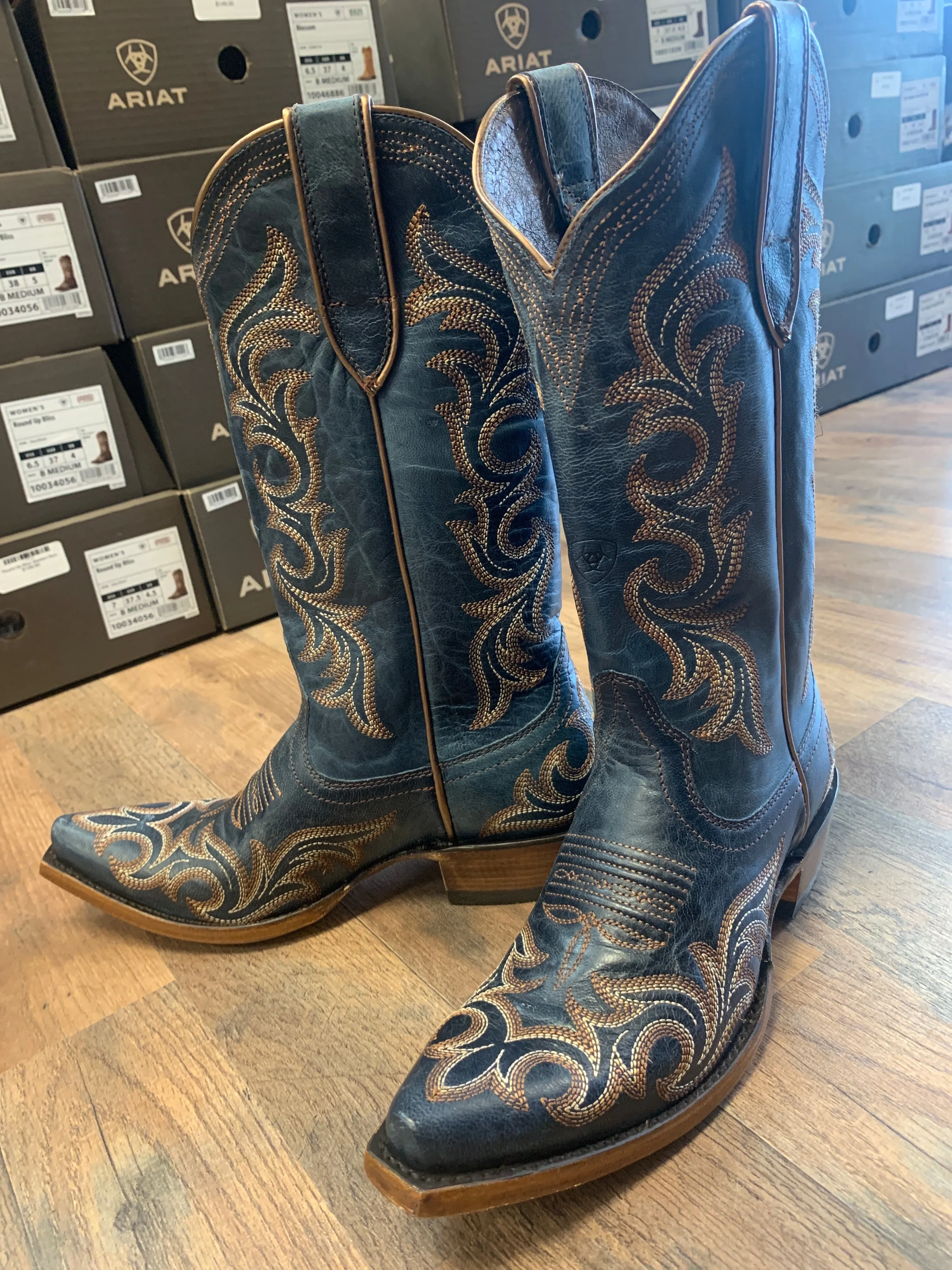 ARIAT WOMEN'S HAZEN BLUE WESTERN BOOTS - SNIP TOE