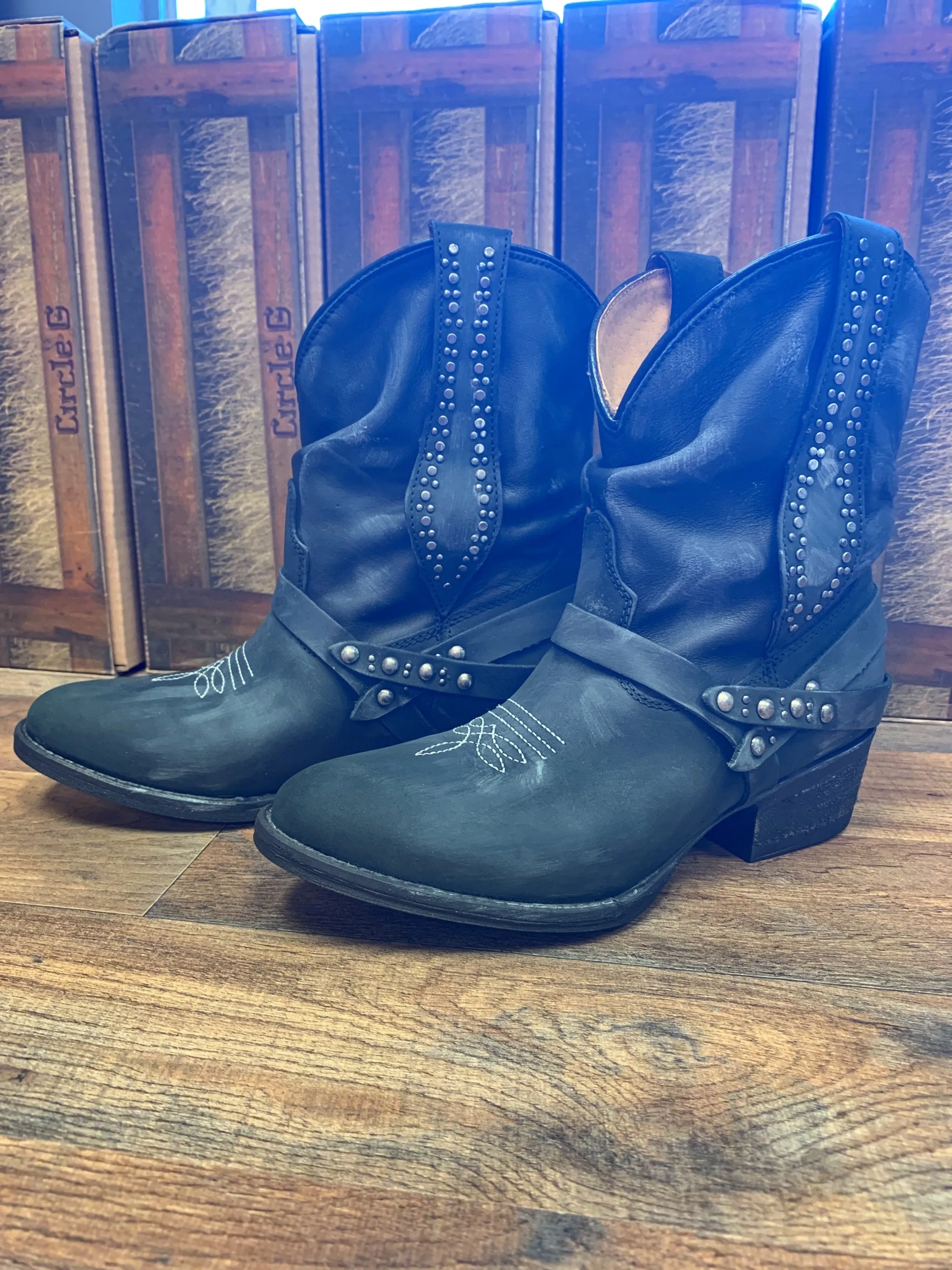 Corral Ladies Black Slouch Studs Ankle Boots Round Toe