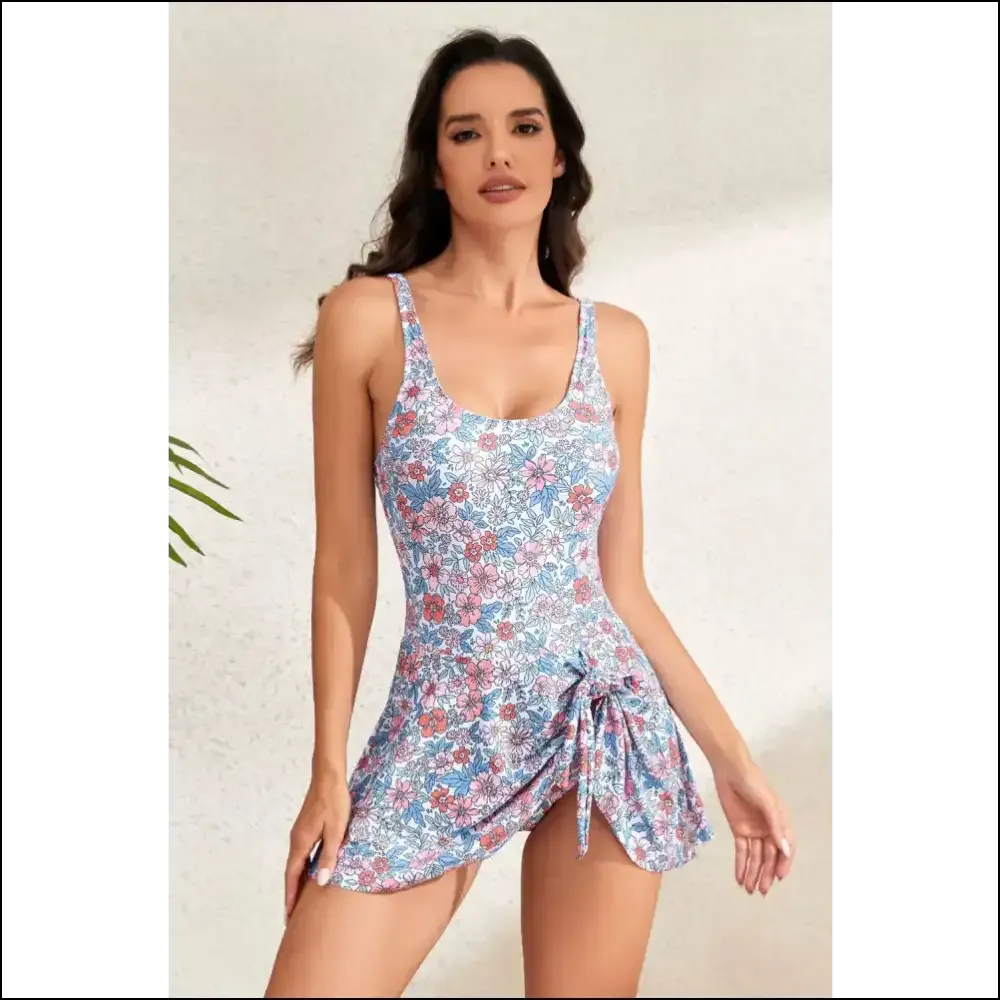 Dive Into Goddess Mode with our Scoop Neck Drawstring Swimwear! 🌊