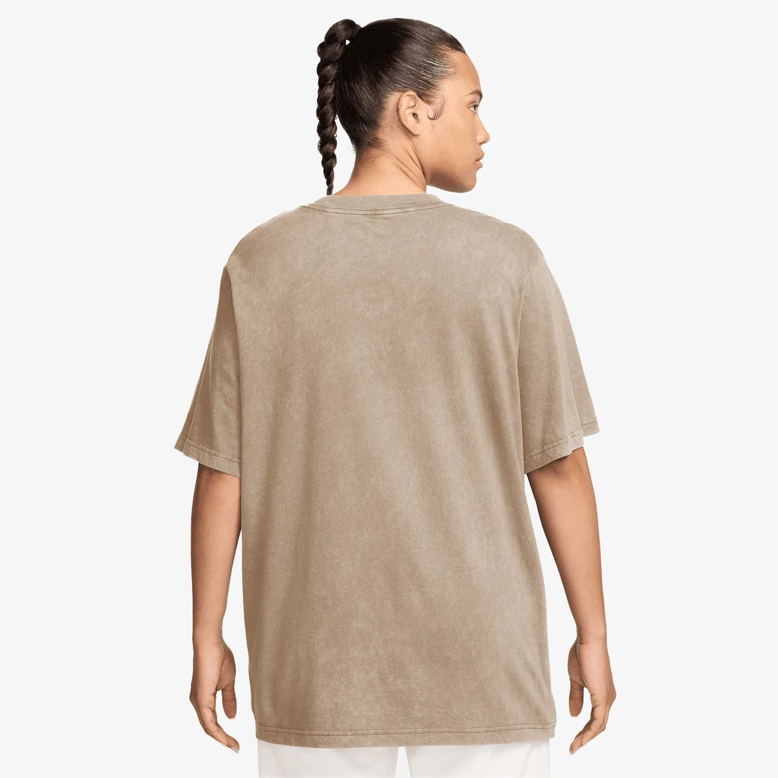 Graphic 1972 Basketball Women's T-Shirt - Sandrift