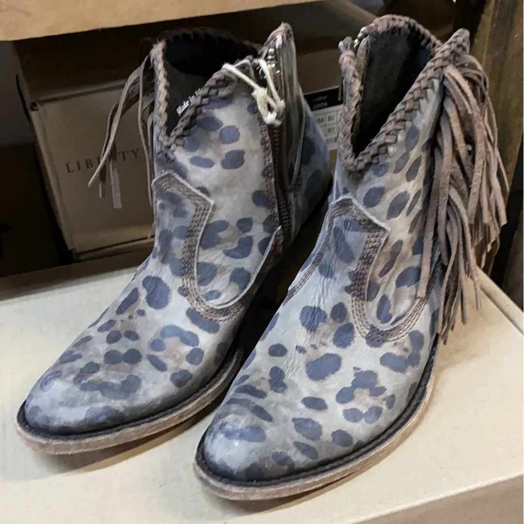 Liberty Black Boots, Chita Fringe