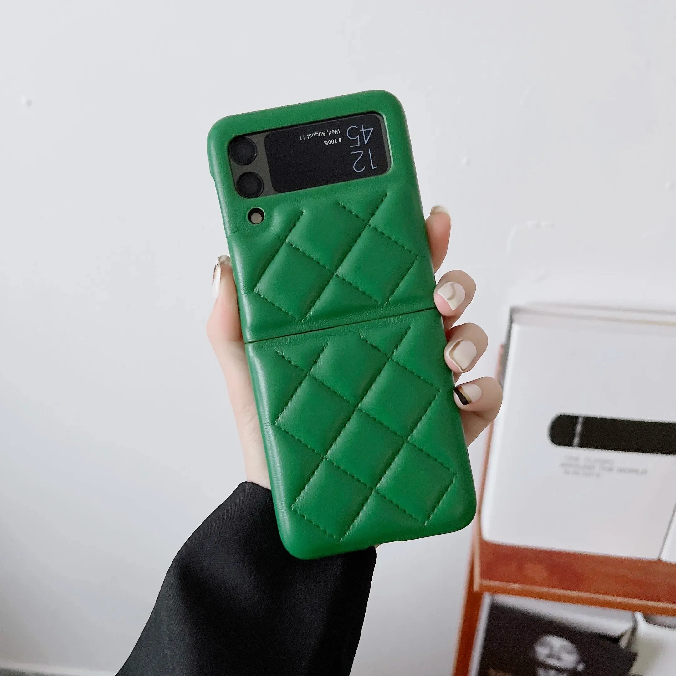 Luxury Leather Down Jacket The Puffer Phone Case For Samsung Galaxy Z Flip 3 5G Candy Color Shockproof Back Bumper Shell