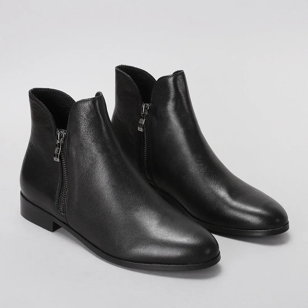 Ming - Black
