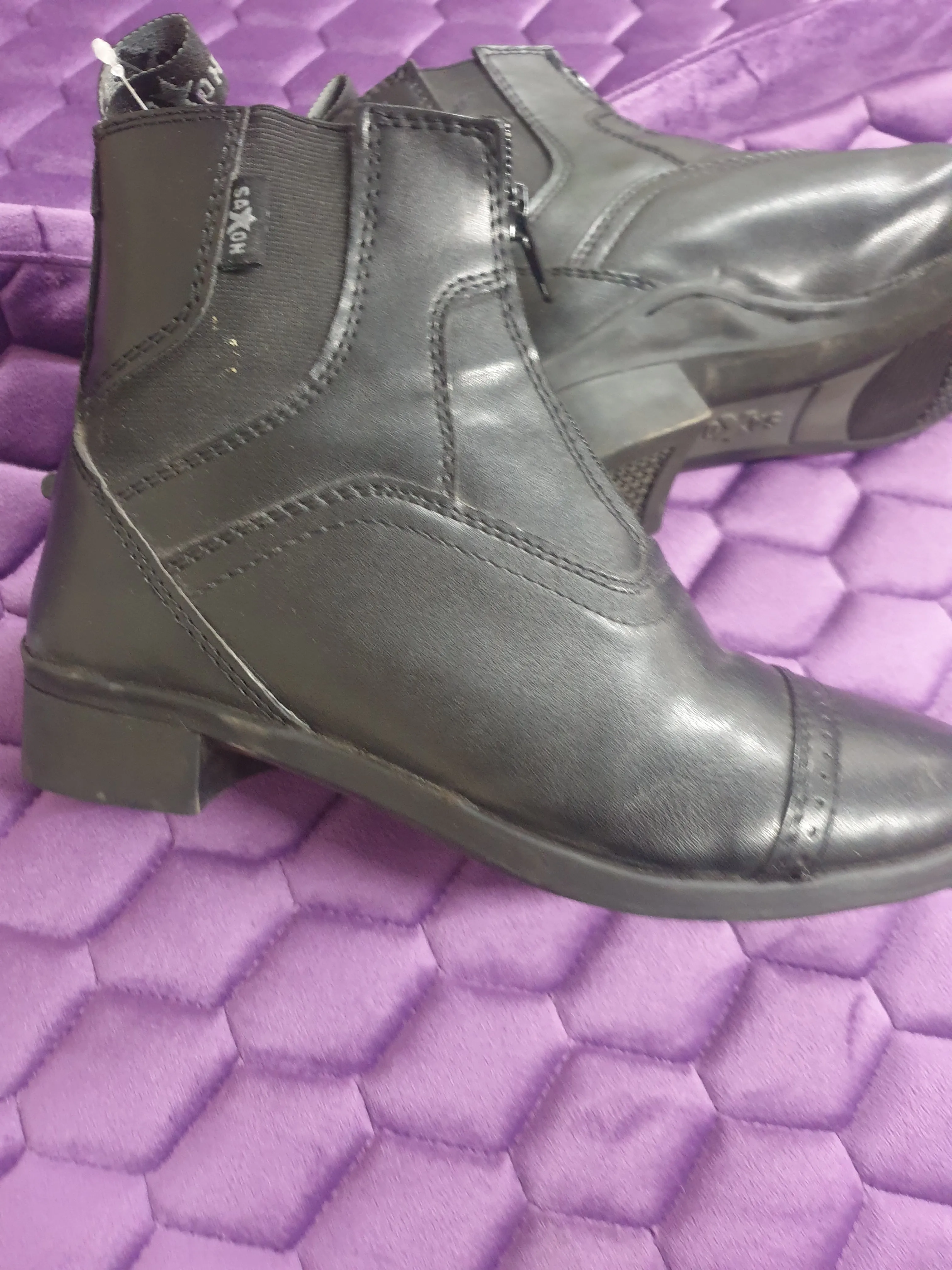 Saxon kids jodhpur boots black leather size 2