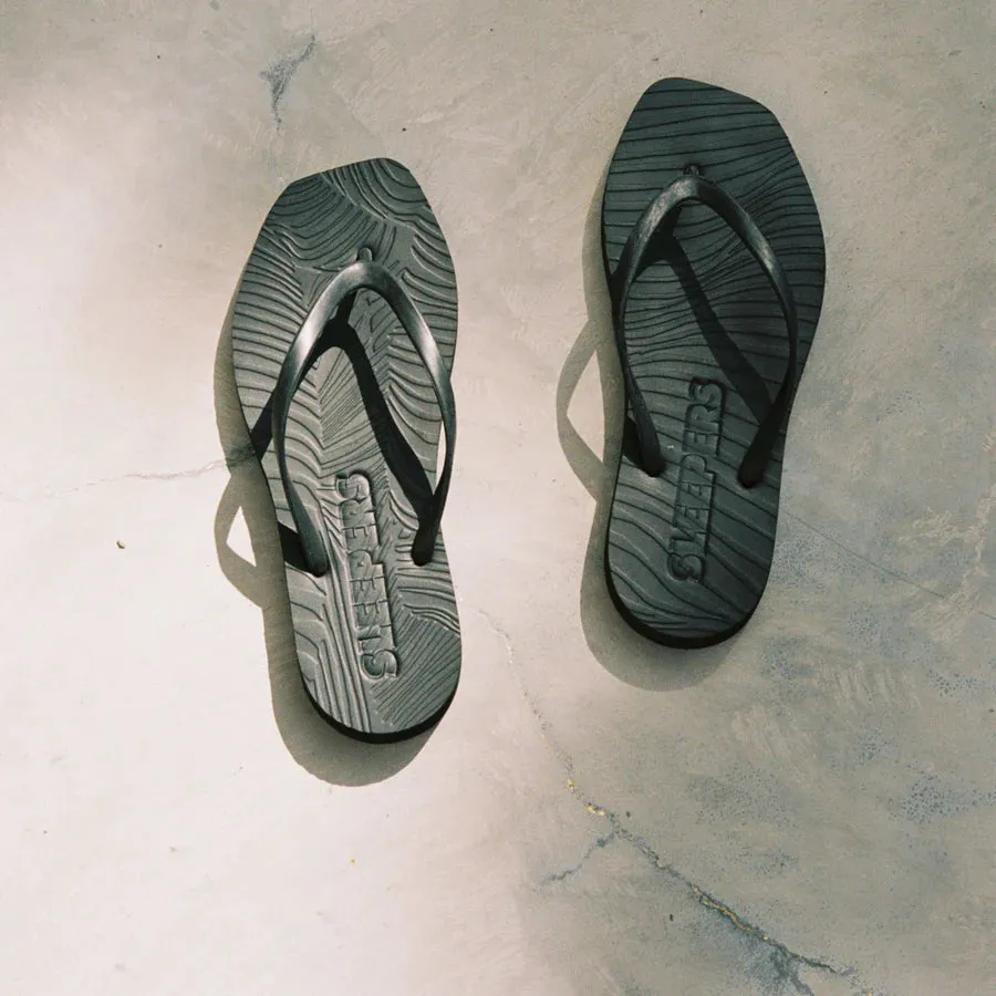 SLEEPERS Premium Grade Tapered Rubber Flip flops in Black