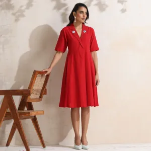 Thalia - Red pleated dress with flower embroidery