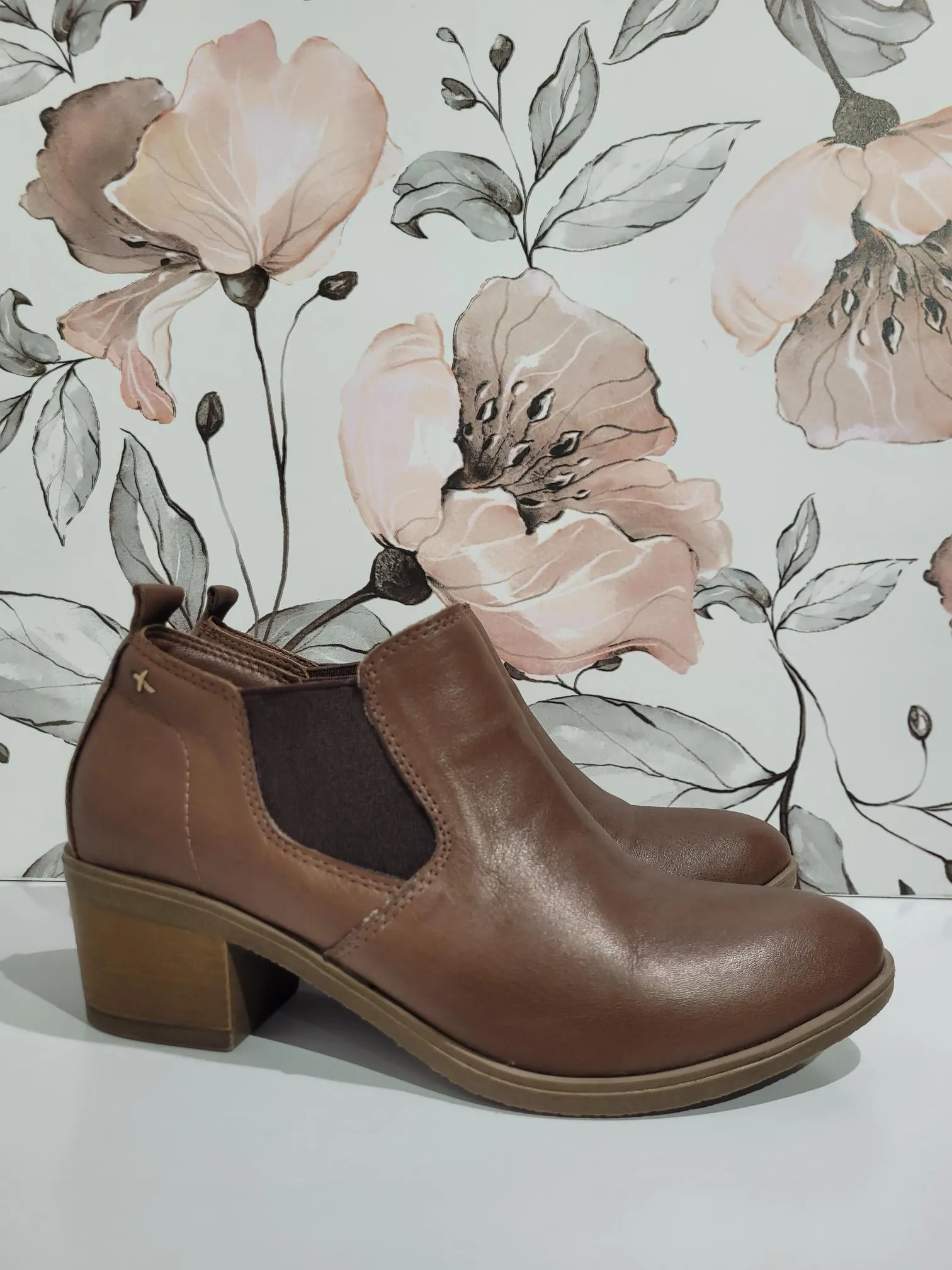 Tone Brown by Thyme & Co