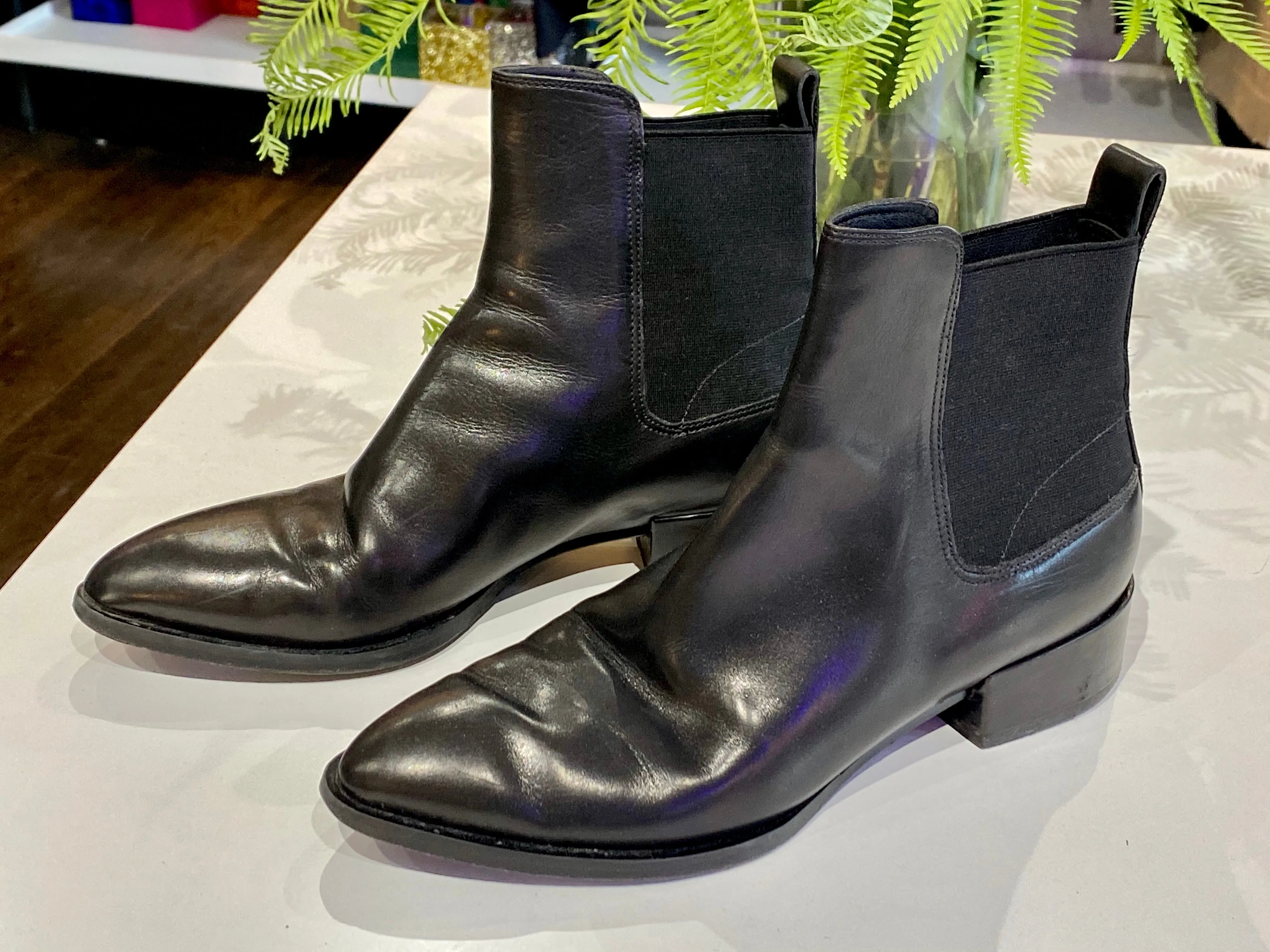 Vince Leather Elastic Side Pull On Bootie