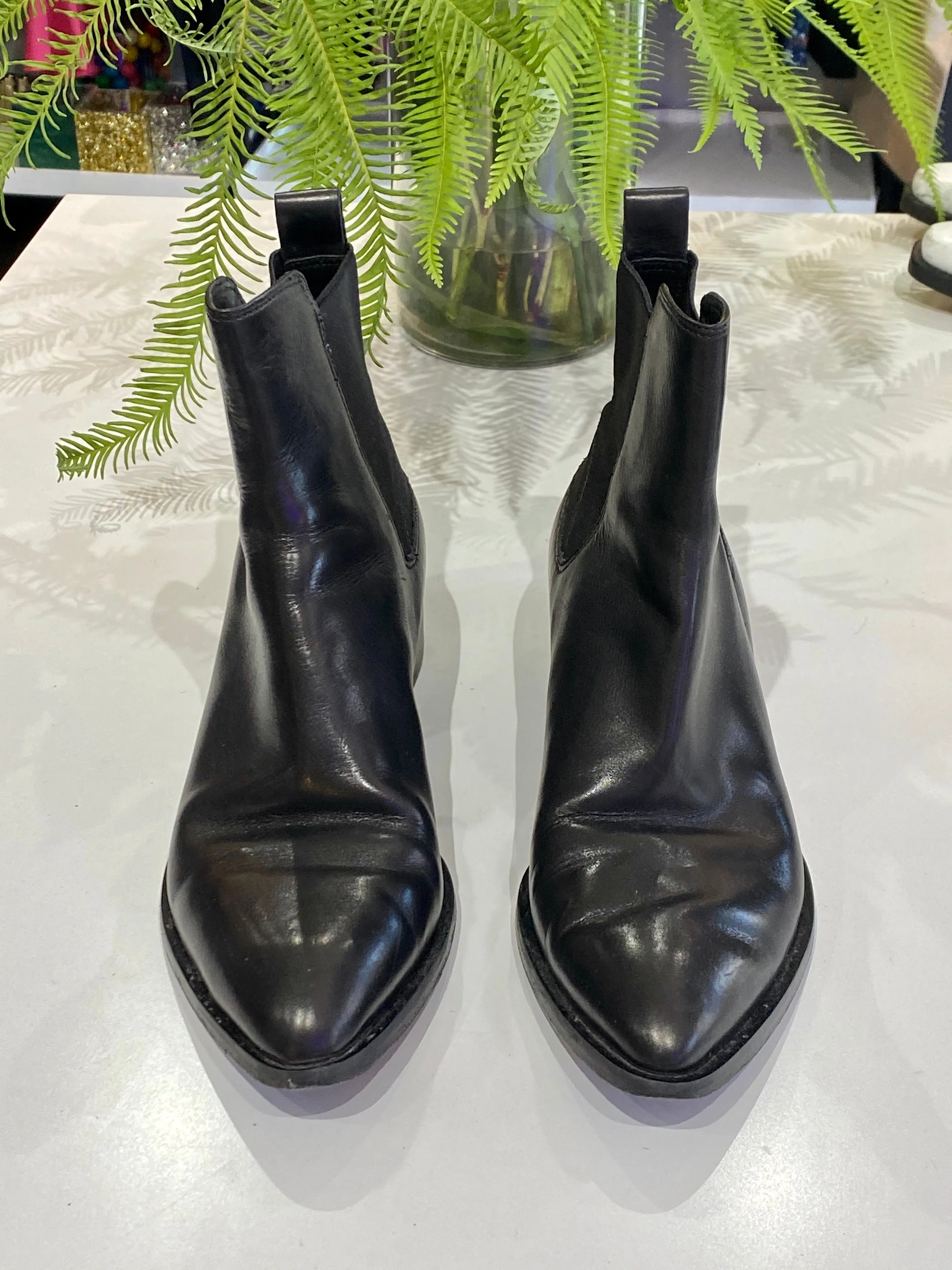 Vince Leather Elastic Side Pull On Bootie