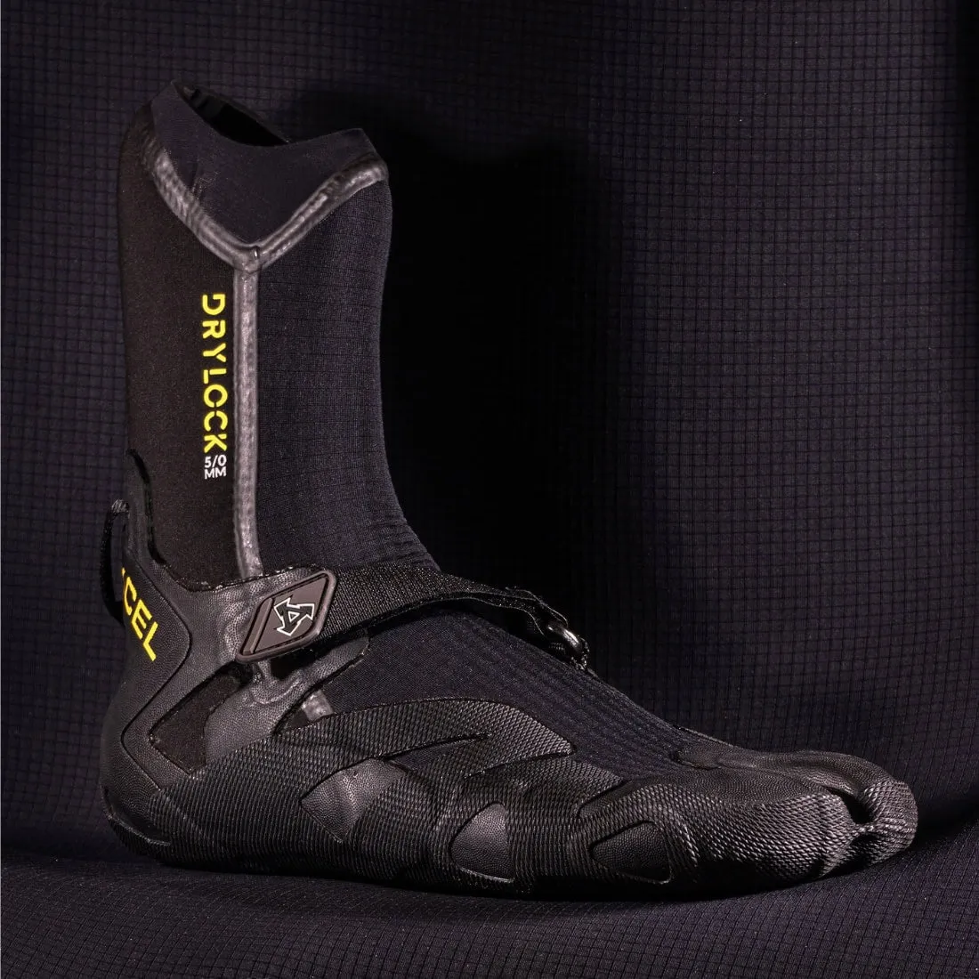 Xcel 5mm Drylock Split Toe Wetsuit Boots - Black F24
